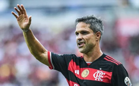 Diego Ribas comenta saída de Filipe Luís do Flamengo e detalhes de conversa com Bap
