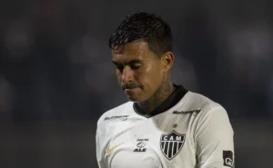 Dudu, ex-jogador do Palmeiras, enfrenta problema pessoal e repercussão nas redes sociais