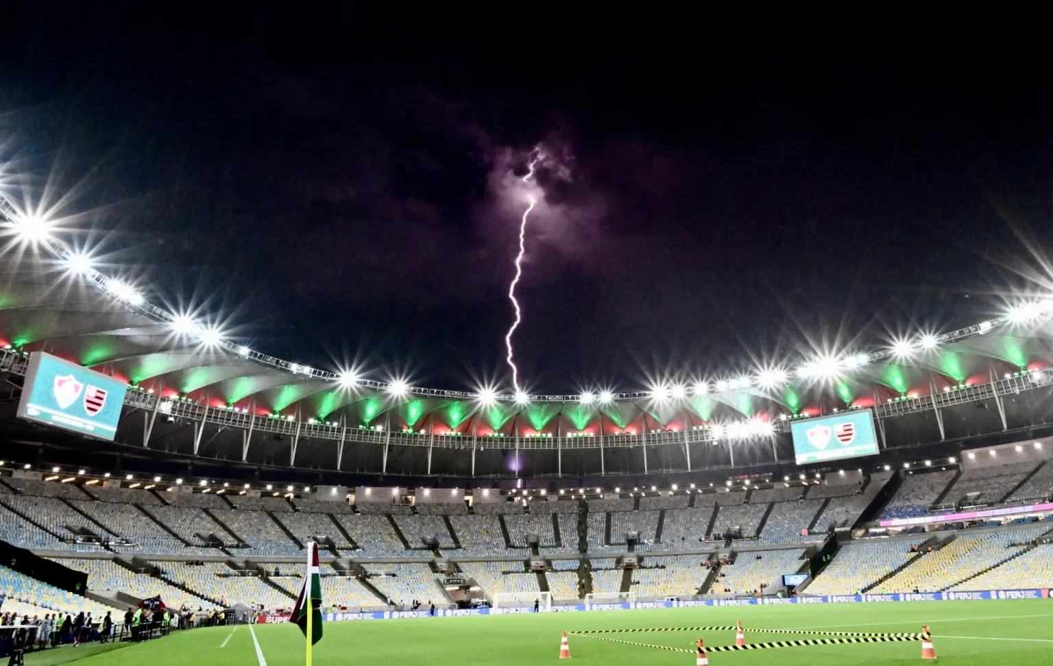 Entenda as mudanças e como comprar ingressos para a final do Carioca entre Flamengo e Fluminense