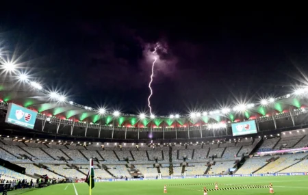 Entenda as mudanças e como comprar ingressos para a final do Carioca entre Flamengo e Fluminense