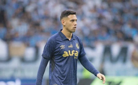 Erick Noriega atrai interesse de clubes portugueses; Grêmio estipula pedido de R$ 41 milhões