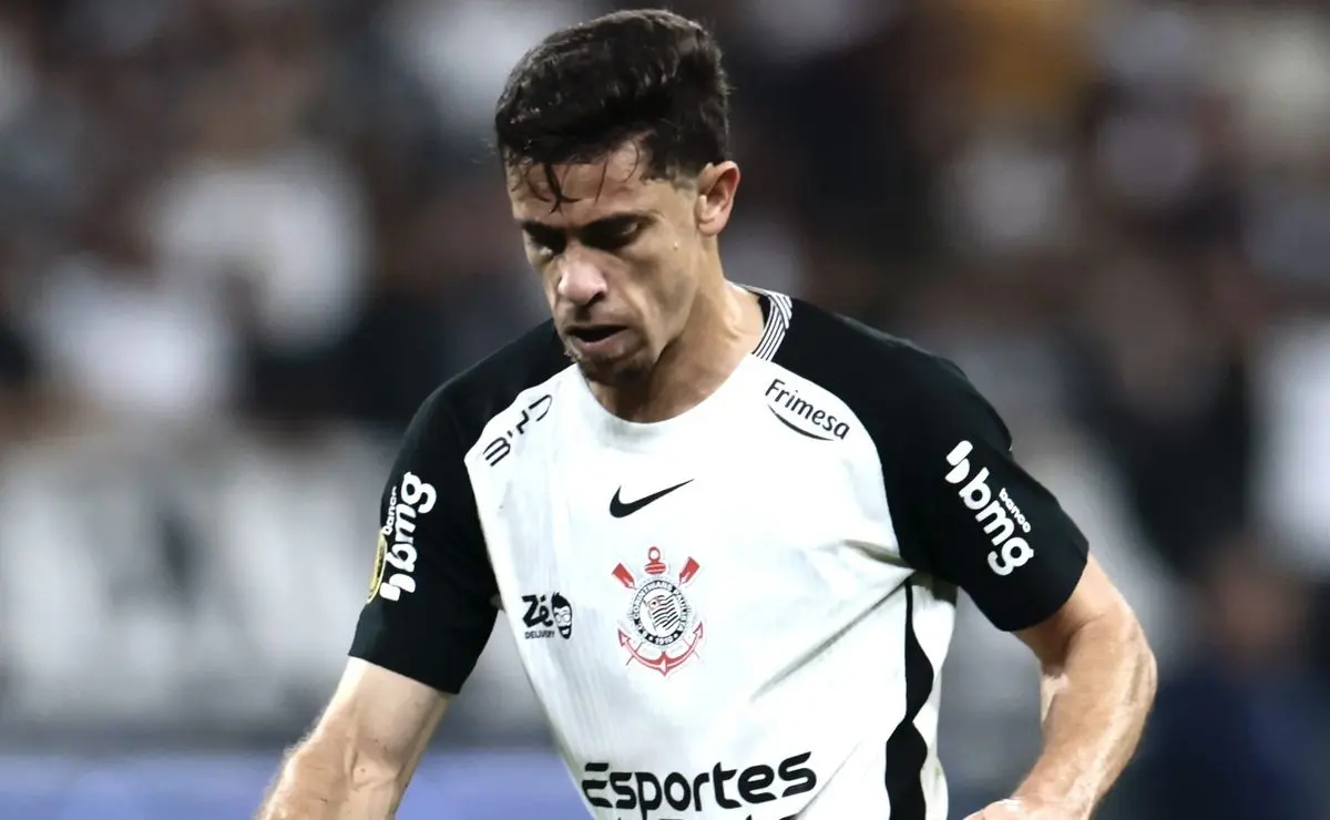 Erro de Gabriel Paulista permite gol de Gabigol em Santos x Corinthians com Neymar assistindo Erro de Gabriel Paulista permite gol de Gabigol em Santos x Corinthians com Neymar assistindo