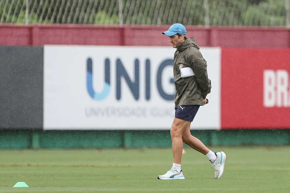 Escalação do Fluminense: Reforços regularizados dão mais opções a Zubeldía