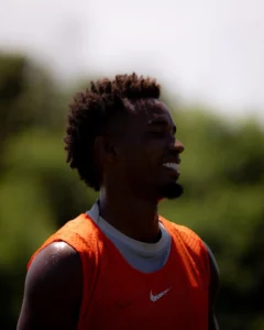 Escalação do Vasco: Thiago Mendes retorna e Barros é desfalque; veja o provável time