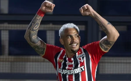 Escalação do São Paulo: Luciano retorna e Roger Machado define o time para enfrentar o Palmeiras
