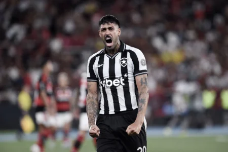 Escalação do Botafogo: Allan e Luís Barboza retornam para enfrentar o Bragantino