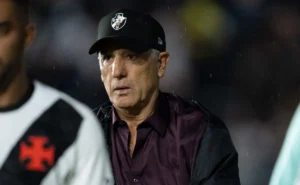 Escalação provável: Vasco terá reforço e possível mudança contra o Grêmio Escalação provável: Vasco terá reforço e possível mudança contra o Grêmio