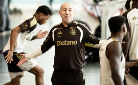Estudo sobre Flamengo e Fluminense chega com auxiliares de Leonardo Jardim