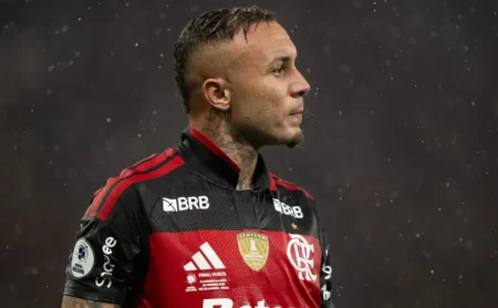 Everton Cebolinha: Flamengo planeja saída, mas não será no Palmeiras, diz UOL