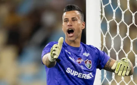 Fábio aponta falhas e lições após derrota no Cariocão