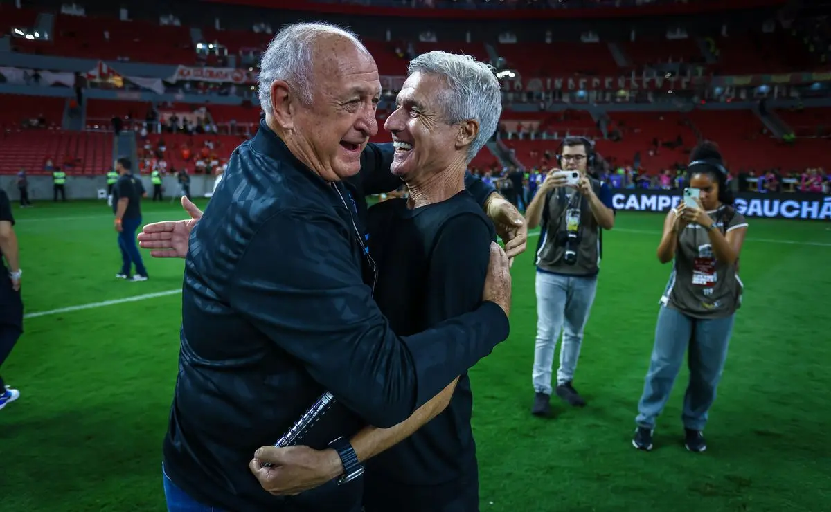 Felipão comemora primeiro título como dirigente do Grêmio e ressalta mentalidade vencedora Felipão comemora primeiro título como dirigente do Grêmio e ressalta mentalidade vencedora