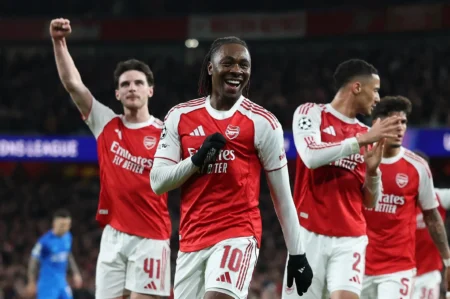 Final da Copa da Liga Inglesa: Arsenal x Manchester City – onde assistir e horário