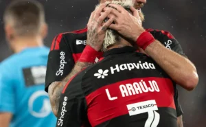 Flamengo busca renovar contratos de Rossi e Léo Pereira após rejeices a propostas europeias