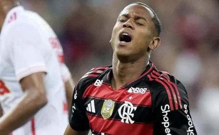 Flamengo busca quebrar jejum após título carioca em confronto com o Cruzeiro