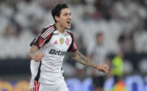 Flamengo conta com Pedro, destaque em março, contra o Remo no Brasileirão