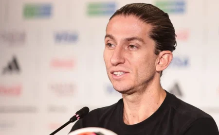 Flamengo deverá pagar alta quantia a Filipe Luís após demissão