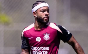 Flamengo e Memphis Depay: Verdade sobre possível contratação frustra torcedores