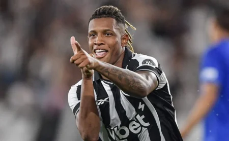 Flamengo reavalia interesse em Danilo após cenário no Botafogo