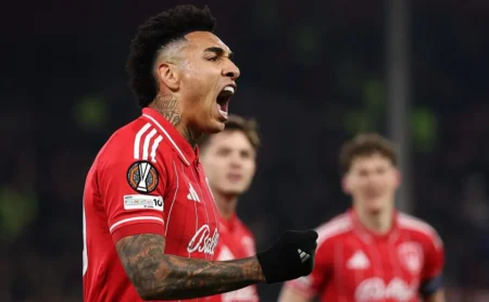 Flamengo segue monitorando Igor Jesus para a próxima janela de transferências