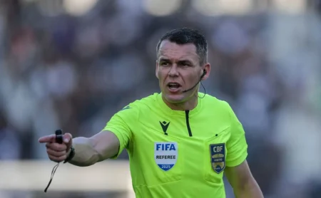 Flamengo x Remo: Zanovelli apita o confronto no Maracanã pelo Brasileirão