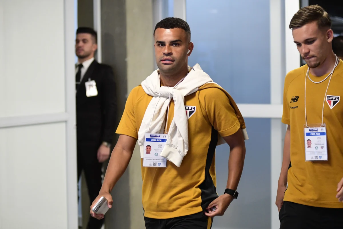 Fluminense oferece empréstimo a Alisson, do São Paulo Fluminense oferece empréstimo a Alisson, do São Paulo