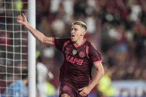 Fluminense negocia com Rodrigo Castillo, do Lanús