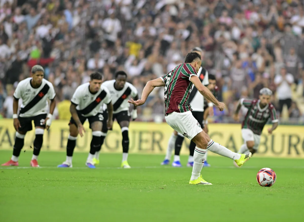 Fluminense desperdiça oito pênaltis em 2025 e Zubeldía busca solução