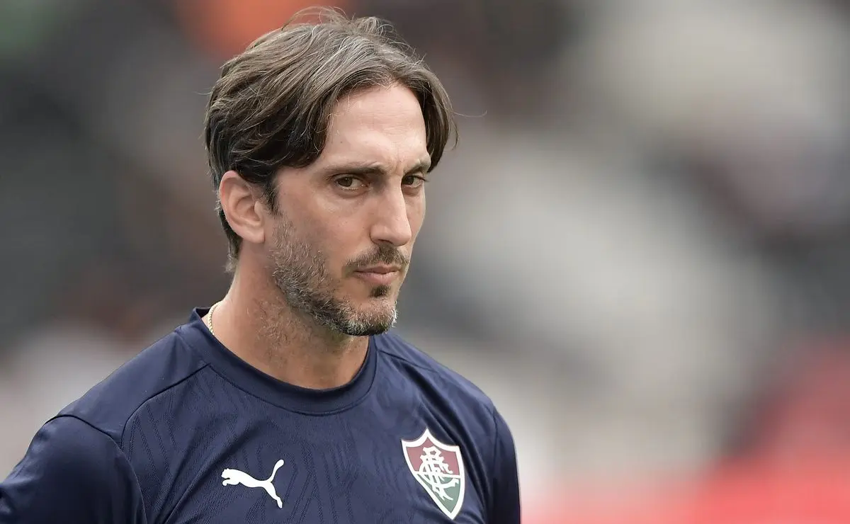 Fluminense x Athletico-PR: Zubeldía tem dúvida na defesa para o jogo no Maracanã Fluminense x Athletico-PR: Zubeldía tem dúvida na defesa para o jogo no Maracanã