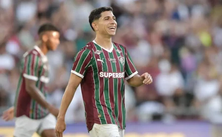 Fluminense atinge média de quase dois gols por jogo com a dupla “SavaLucho” titular Fluminense atinge média de quase dois gols por jogo com a dupla “SavaLucho” titular