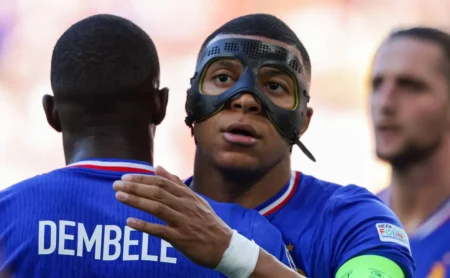 França anuncia convocação para amistoso contra o Brasil com Mbappé e Dembelé; confira a lista