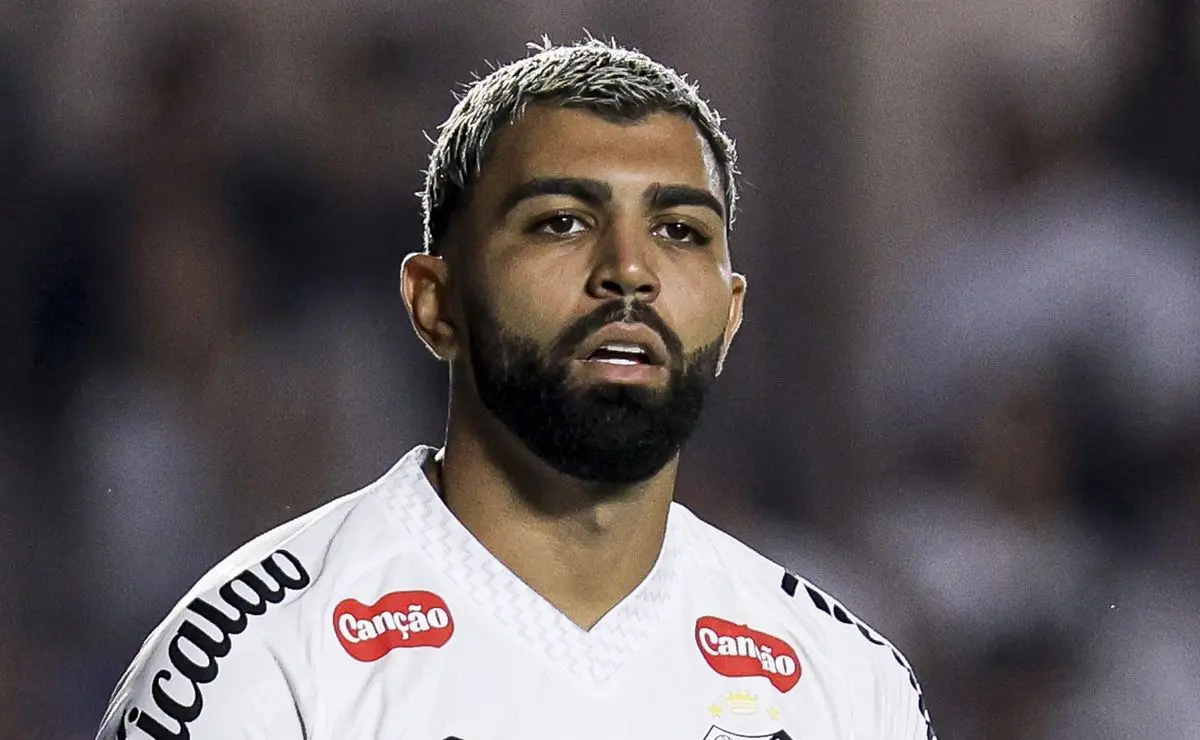 Gabigol assume responsabilidade no Santos e pressiona por atitude dos jogadores para aliviar Vojvoda Gabigol assume responsabilidade no Santos e pressiona por atitude dos jogadores para aliviar Vojvoda
