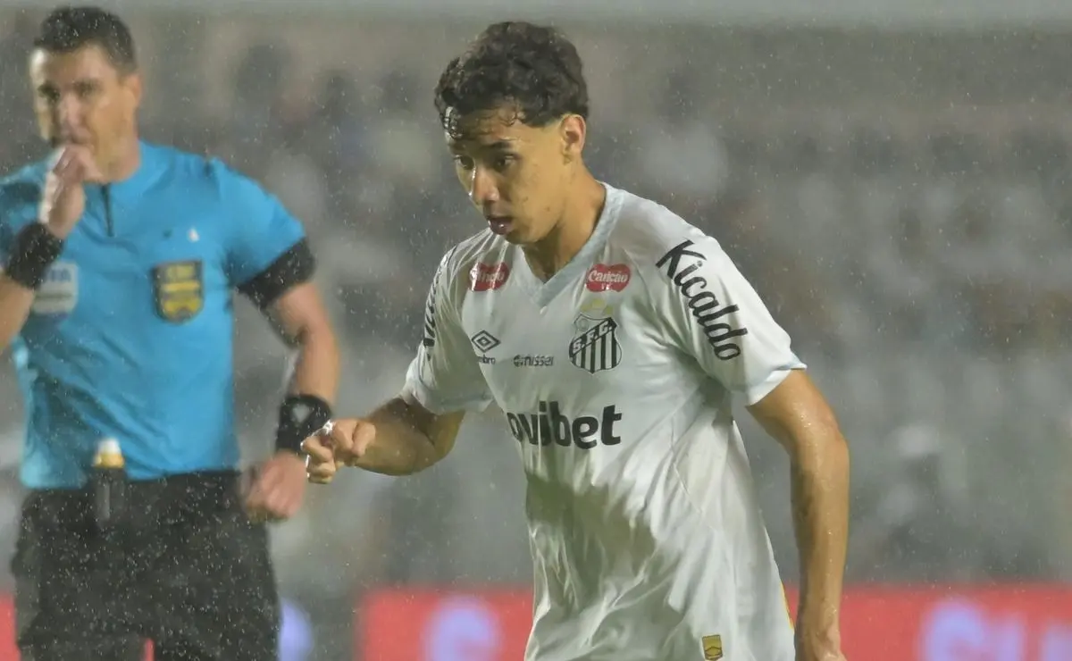 Gabriel Bontempo exalta Neymar, relembra parceria no Santos e revela experiência com o ídolo no Peixe Gabriel Bontempo exalta Neymar, relembra parceria no Santos e revela experiência com o ídolo no Peixe
