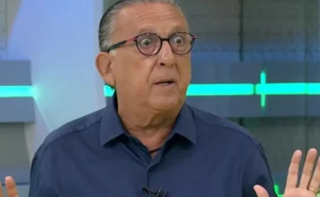 Galvão Bueno critica José Boto após demissão de Filipe Luís do Flamengo: “Tome vergonha na cara” Galvão Bueno critica José Boto após demissão de Filipe Luís do Flamengo: “Tome vergonha na cara”