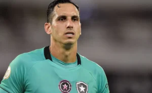 Gatito confia no elenco e aposta em reação dos goleiros do Botafogo em meio à má fase