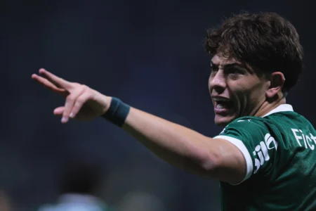 Giay, do Palmeiras, é convocado para a seleção argentina.