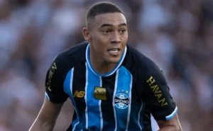Grêmio busca novo patrocinador máster e projeta contrato superior a R$ 70 milhões