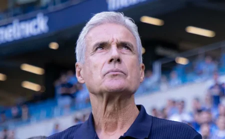 Grêmio encerra contratações na janela interna e define futuro do elenco