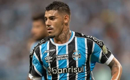 Grêmio libera Mayk para o Remo e define modelo de contratação do lateral-esquerdo