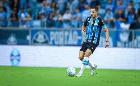 Grêmio: Marlon sofre fratura e será operado