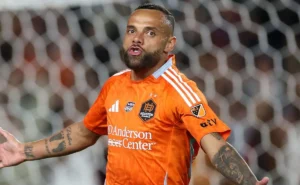 Guilherme ignora pressão e críticas no Santos e se destaca nos Estados Unidos