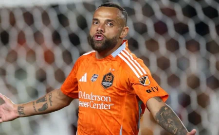 Guilherme ignora pressão e críticas no Santos e se destaca nos Estados Unidos