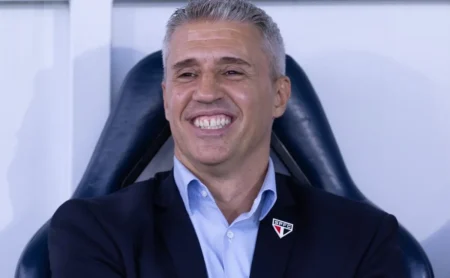 Hernán Crespo surge como opção para substituir Tite no Cruzeiro e pode enfrentar o São Paulo