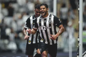 Hulk comemora marco pelo Atlético-MG e projeta final: "Responsabilidade muito grande"