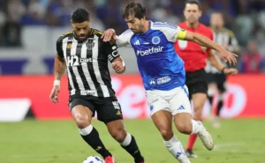 Hulk projeta clássico entre Cruzeiro e Atlético-MG e exalta confiança em busca de mais um título: “Fazer o grande jogo”