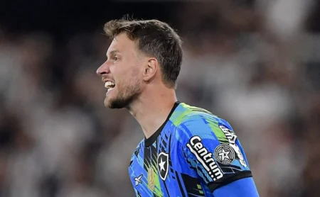 Internacional consultou a situação de Neto, do Botafogo, mas negociação não progrediu.