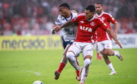 Internacional x Bahia: horário, prováveis escalações e onde assistir ao vivo pelo Brasileirão