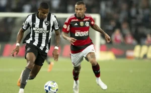 Júnior Santos projeta estreia pelo Botafogo contra o Flamengo e manda recado: “Espero fazer um gol”