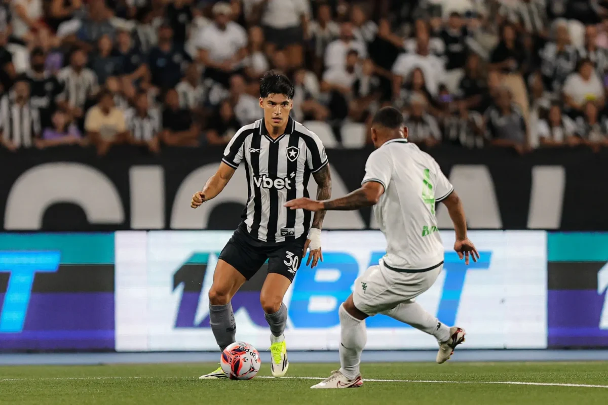 Joaquín Correa estreia como titular e busca espaço no Botafogo de Anselmi Joaquín Correa estreia como titular e busca espaço no Botafogo de Anselmi
