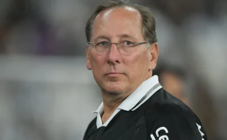 John Textor acredita que o Botafogo disputará títulos com Anselmi: “Somos bons o suficiente”