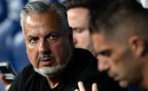 José Boto lutou para manter Filipe Luís no Flamengo: “Tentei segurar” José Boto lutou para manter Filipe Luís no Flamengo: “Tentei segurar”